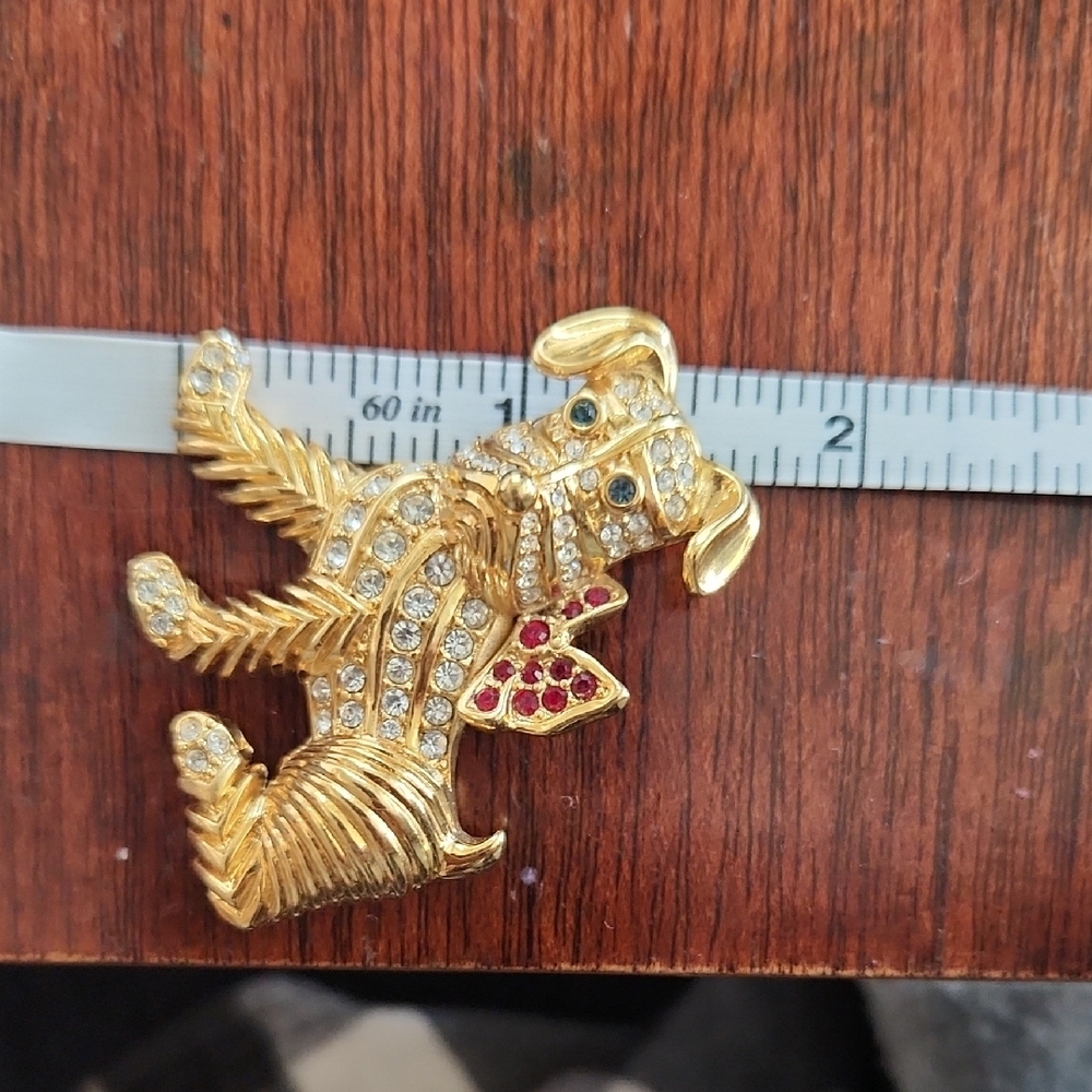 Kenneth Jay Lane Gold Dog Brooch - Picture 6 of 6